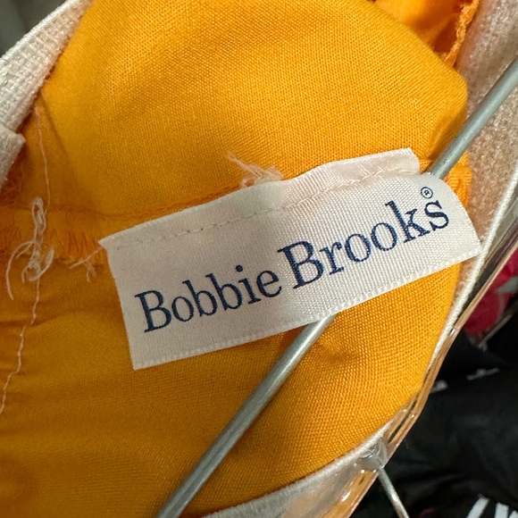 Vintage 90s Bobbie Brooks Yellow Shorts Size Small - Picture 3 of 3